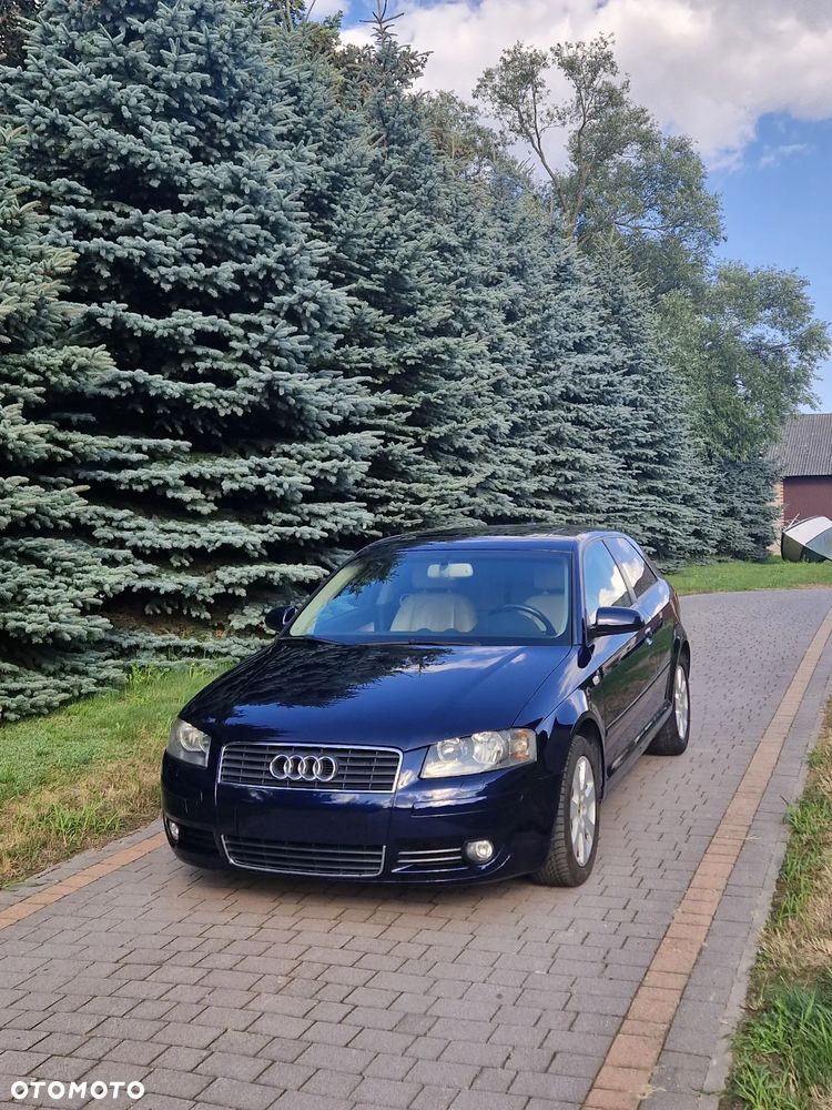 Audi A3 3-drzwiowe 2.0 FSI Ambiente - 3