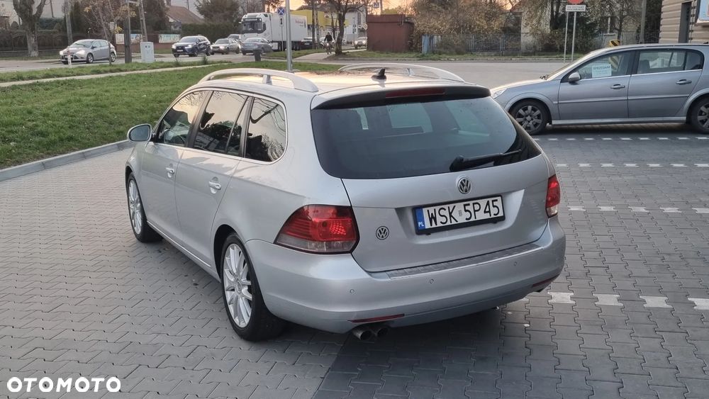 Volkswagen Golf Variant 2.0 TDI DPF DSG Highline - 8