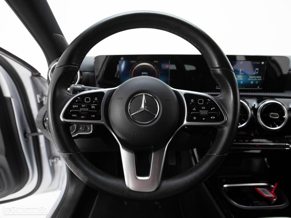 Mercedes-Benz A 180 d Business Solutions - 16