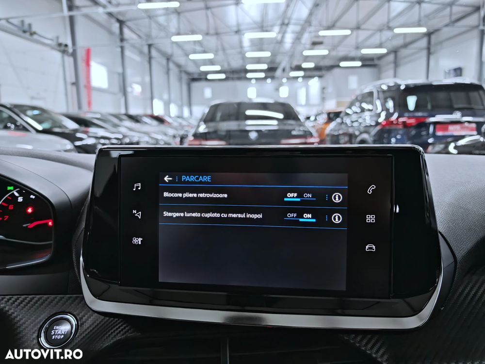 Peugeot 2008 PureTech 130 Stop&Start EAT6 Allure - 19