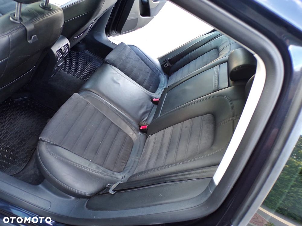 Volkswagen Passat Variant 2.0 TDI Highline - 29
