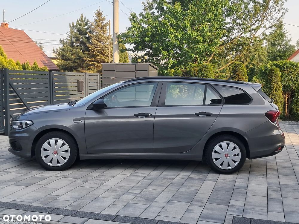 Fiat Tipo 1.4 T-Jet 16v Sport - 17