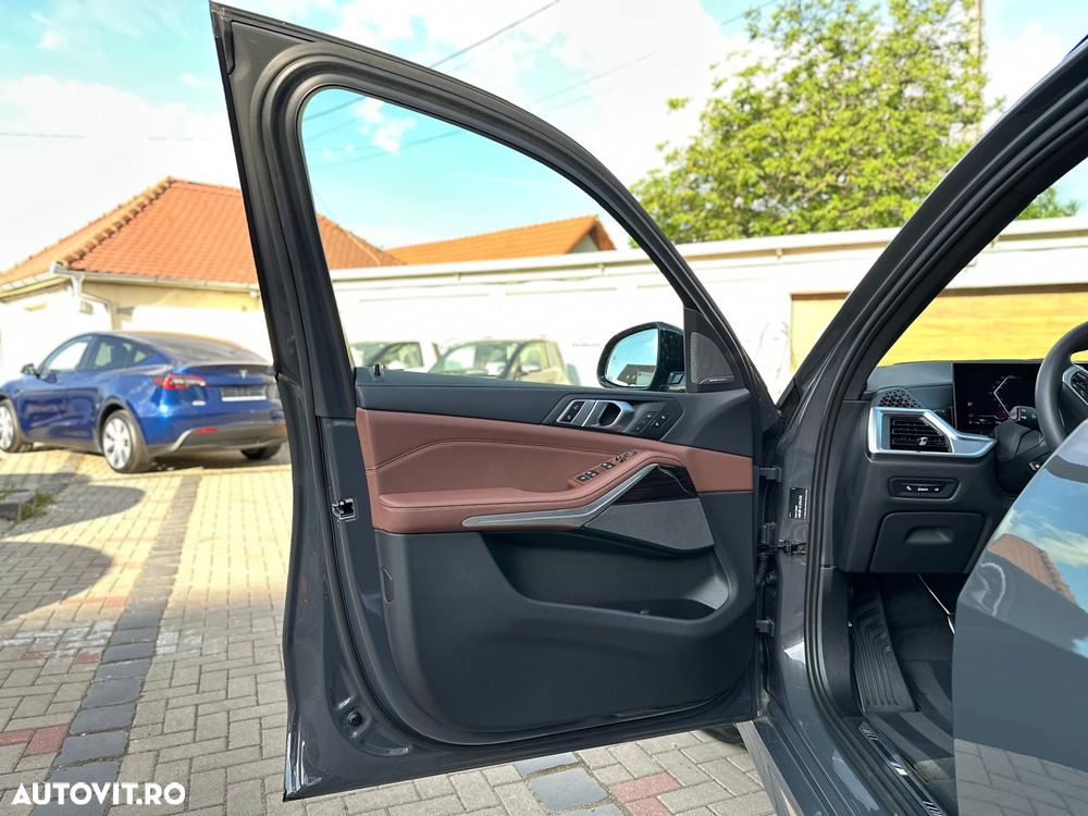 BMW X5 xDrive30d - 33