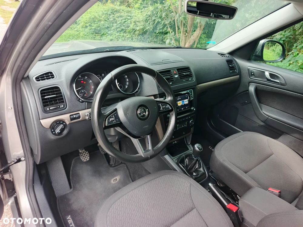 Skoda Yeti 1.4 TSI 4x2 Ambition - 16