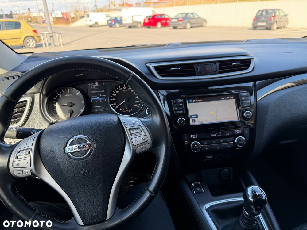 Nissan Qashqai - 10