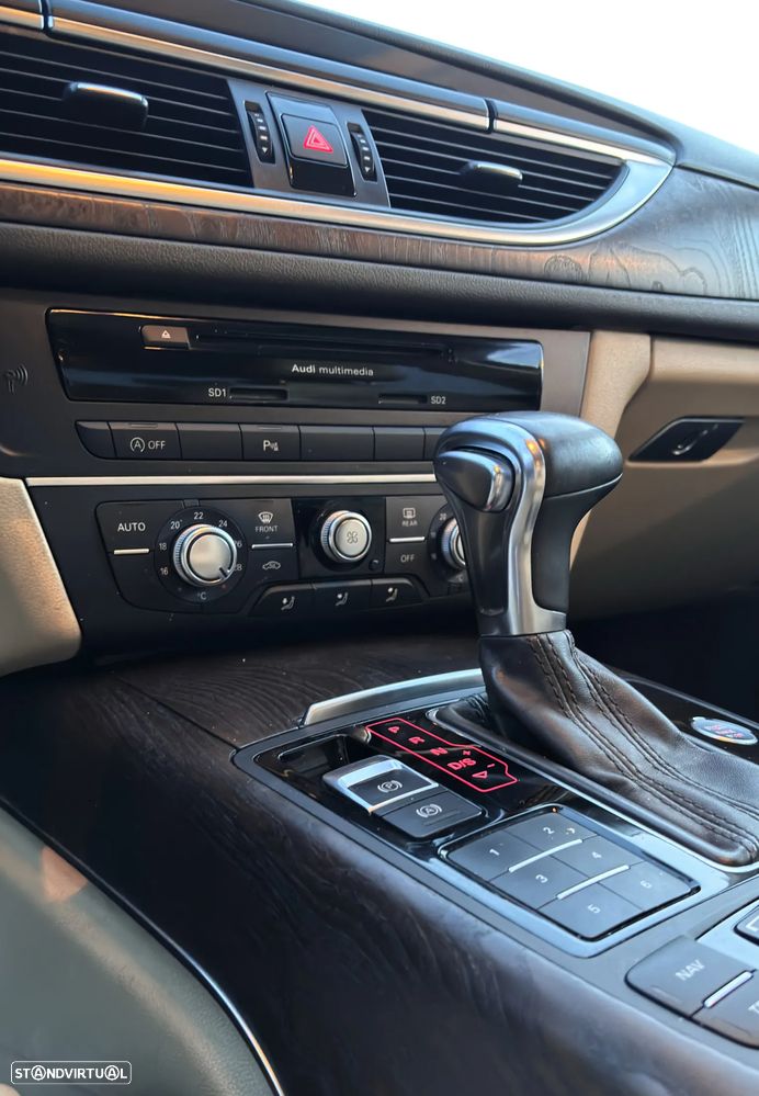 Audi A6 3.0 TDI V6 Business Line Sport Multitronic - 25