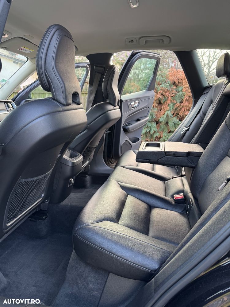 Volvo XC 60 D4 Geartronic Momentum - 10