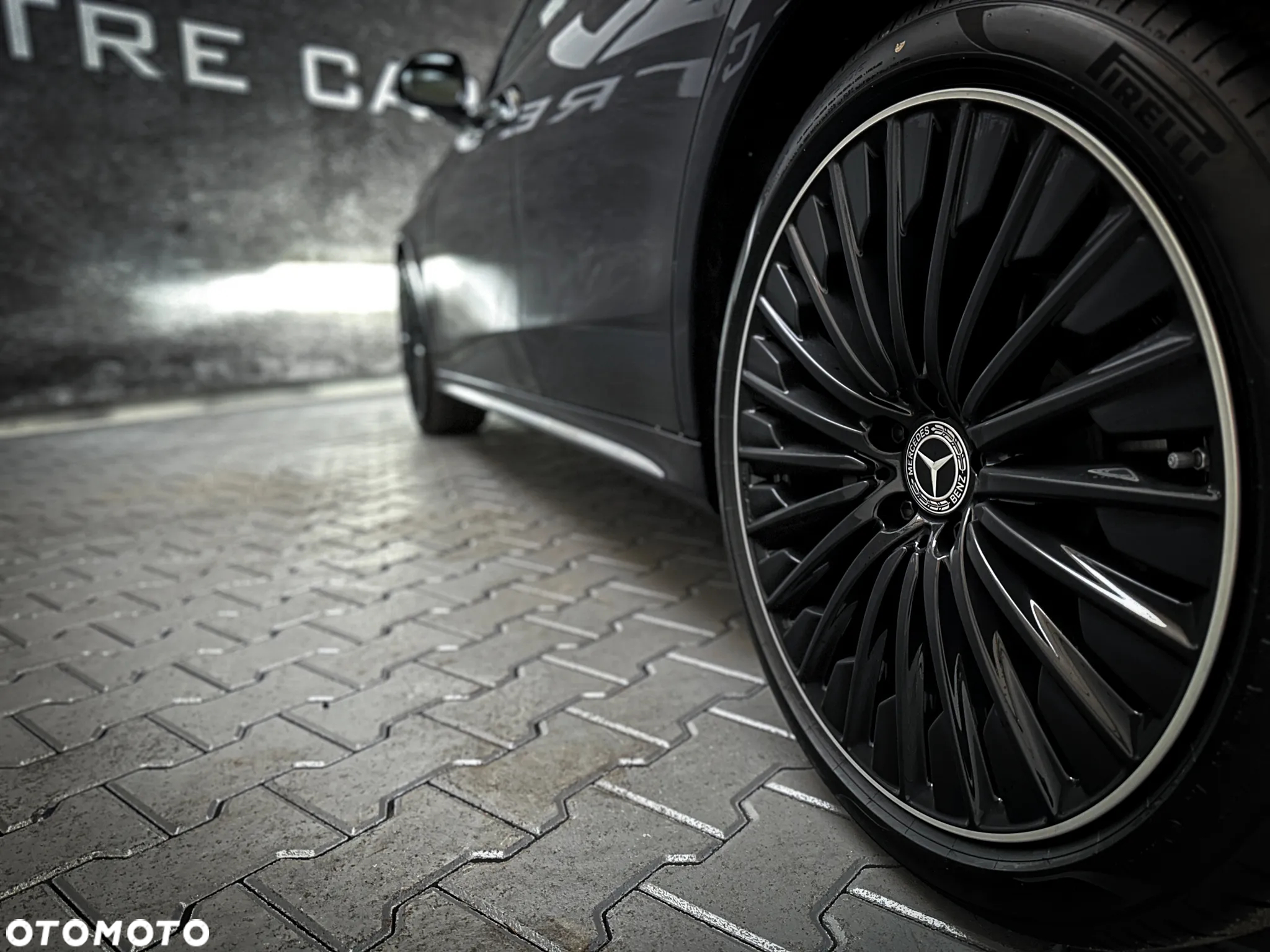 Mercedes-Benz Klasa E 220 d T 4Matic 9G-TRONIC Edition AMG Line - 13