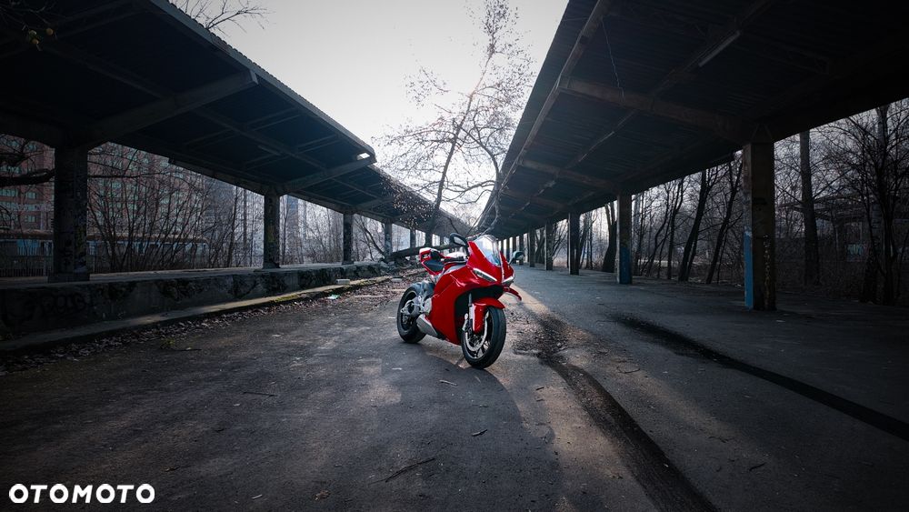 Ducati Panigale V4 - 2