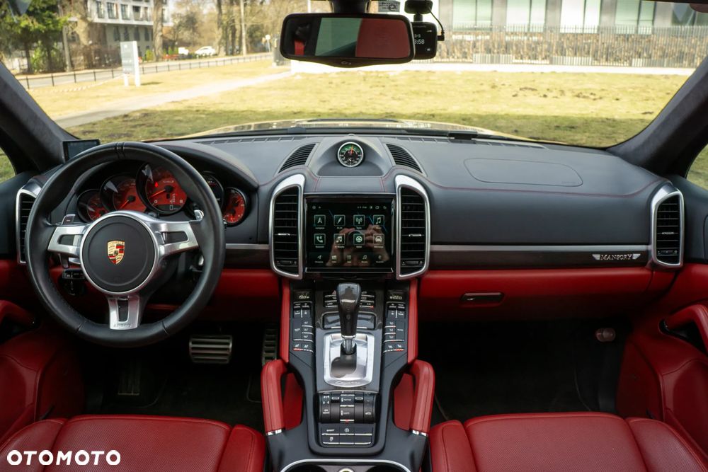 Porsche Cayenne Turbo S Tiptronic S - 3