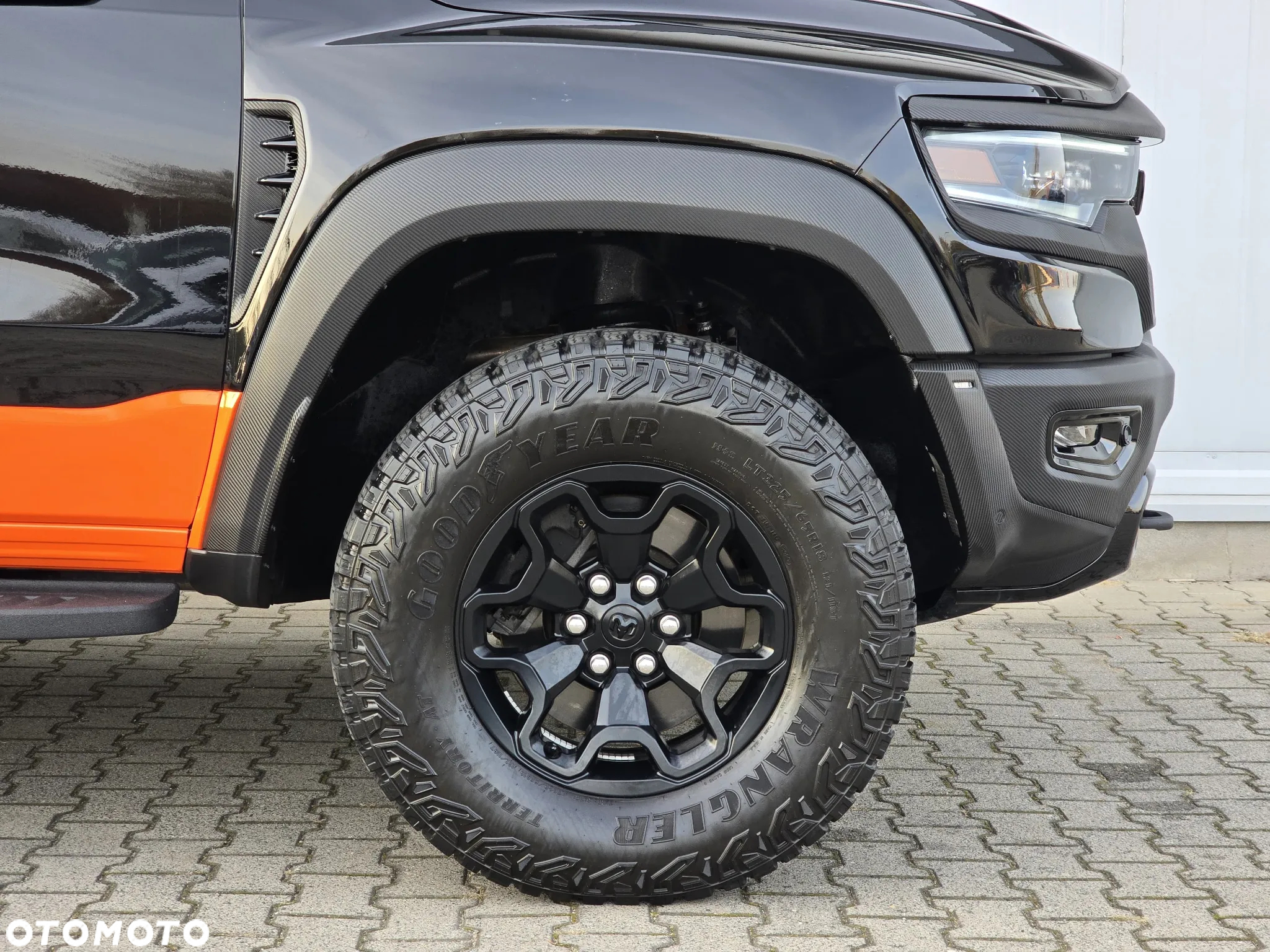 Dodge RAM TRX - 9
