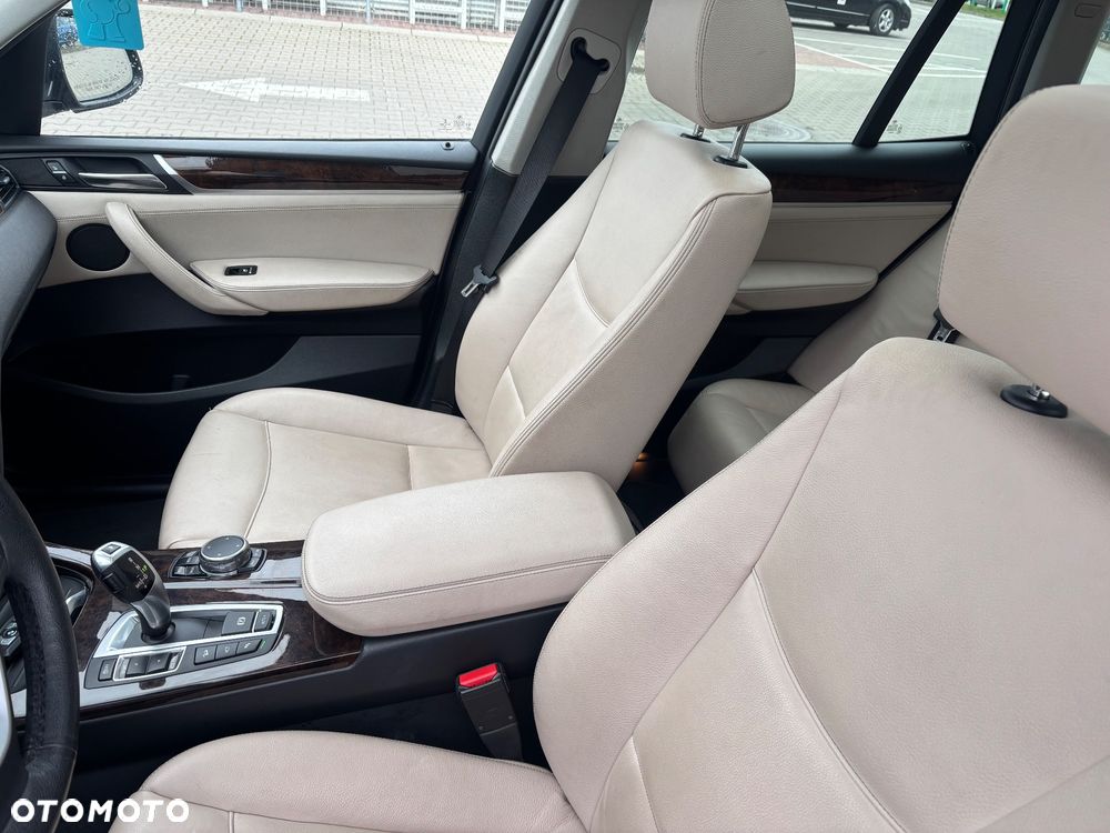 BMW X3 xDrive28i - 24