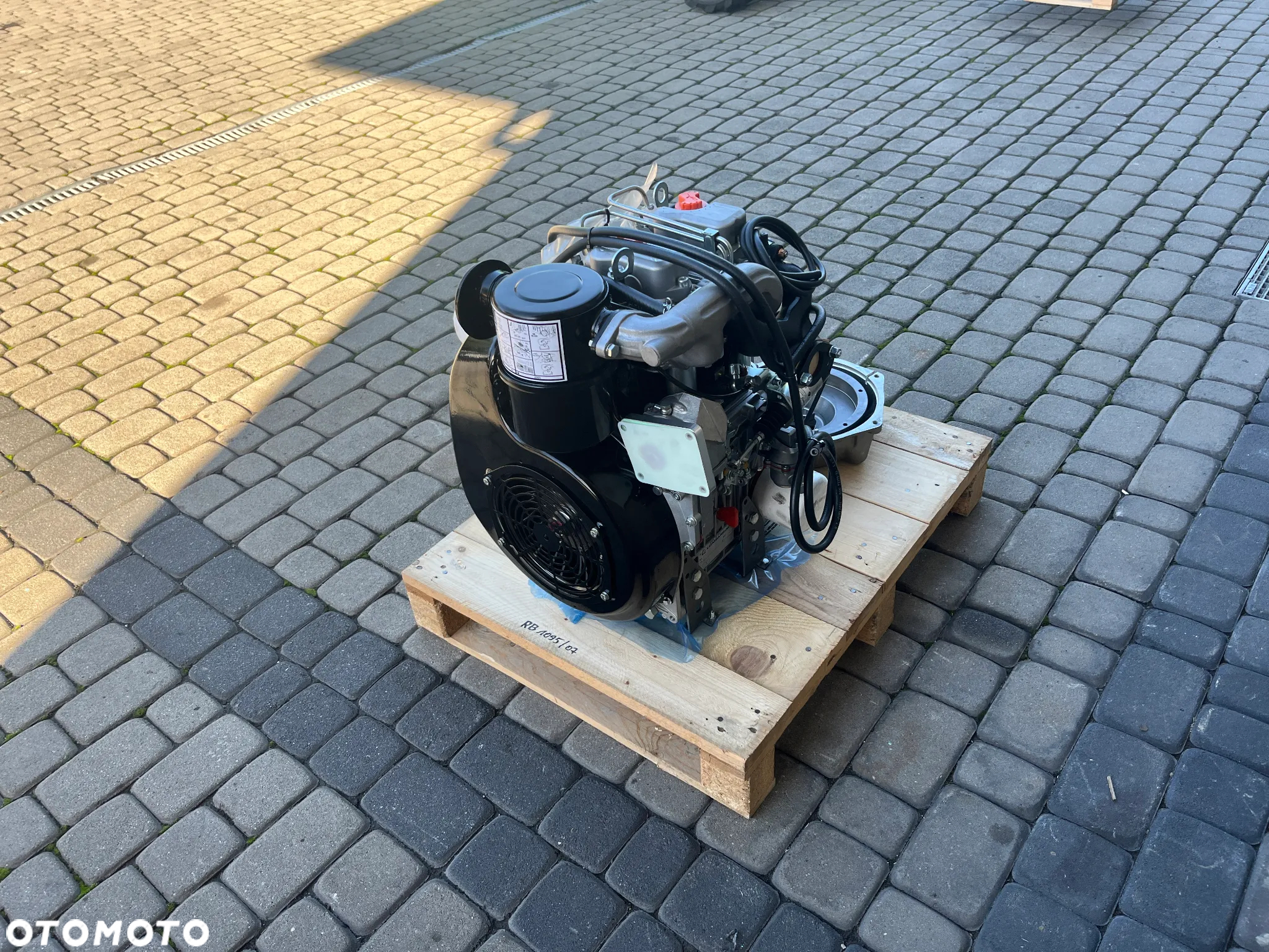 SILNIK Lombardini 12LD 477/2 KOHLER HATZ 2G40 10161netto - 11