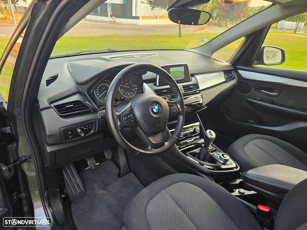 BMW 216 Active Tourer d Line Luxury - 14