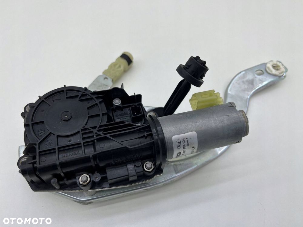 MERCEDES W205 MECHANIZM SILNICZEK TYLNEJ KLAPY A2058200042 - 4