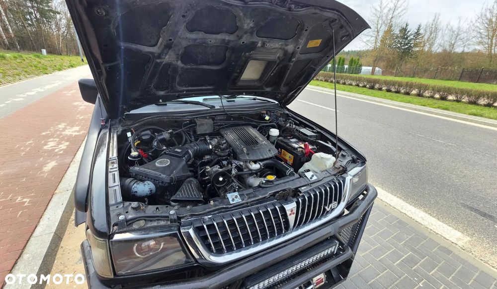 Mitsubishi Pajero Sport 3.0 V6 (lea) - 8