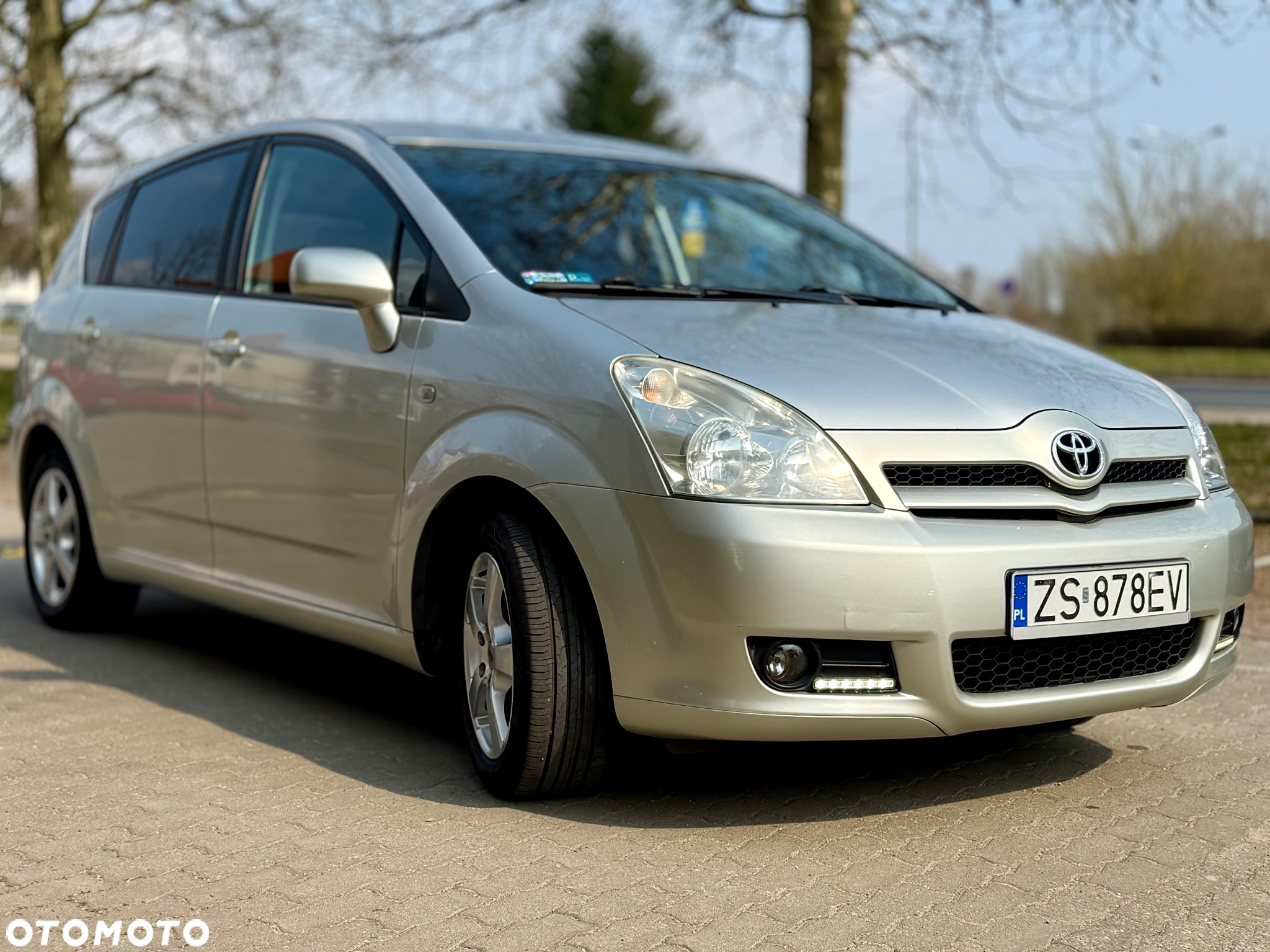Toyota Corolla Verso - 4