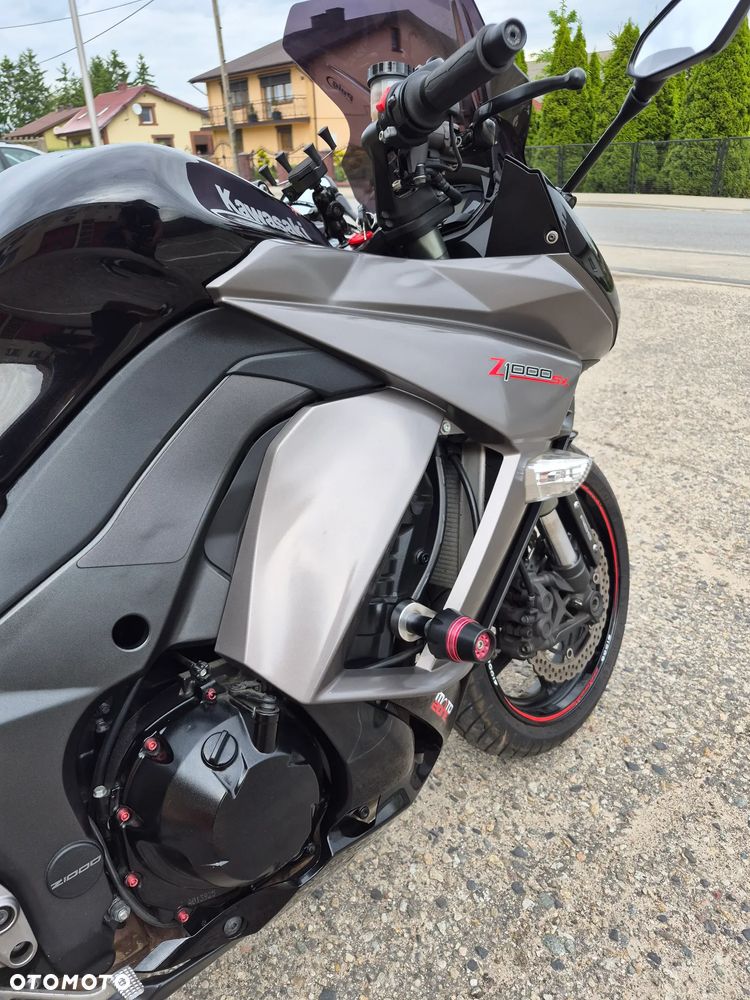 Kawasaki Ninja 1000 SX - 16