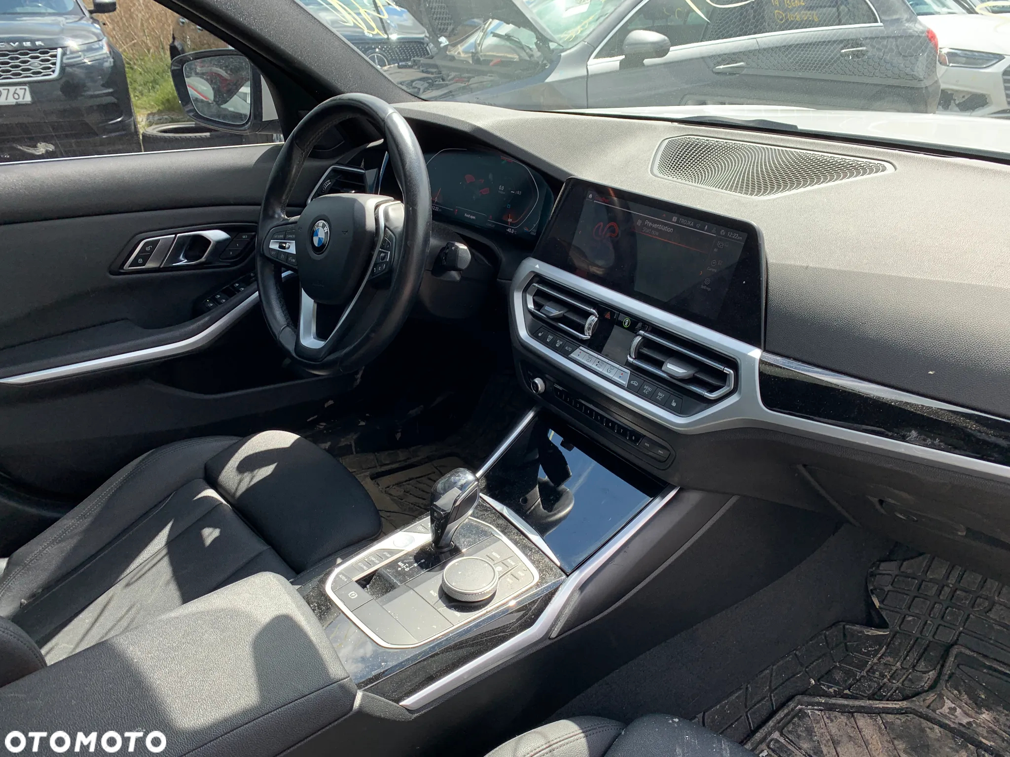 BMW Seria 3 330i xDrive - 17