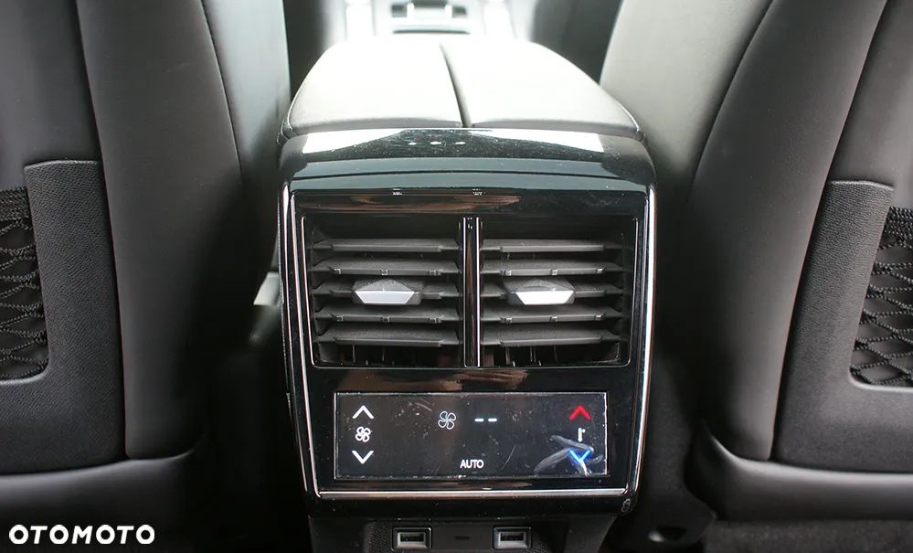 DS Automobiles DS 7 Crossback - 29