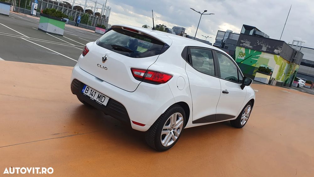Renault Clio TCe Life - 25