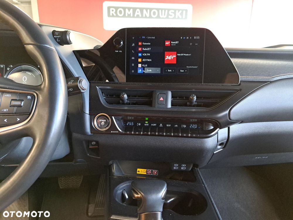 Lexus UX 250h GPF Business 2WD - 20