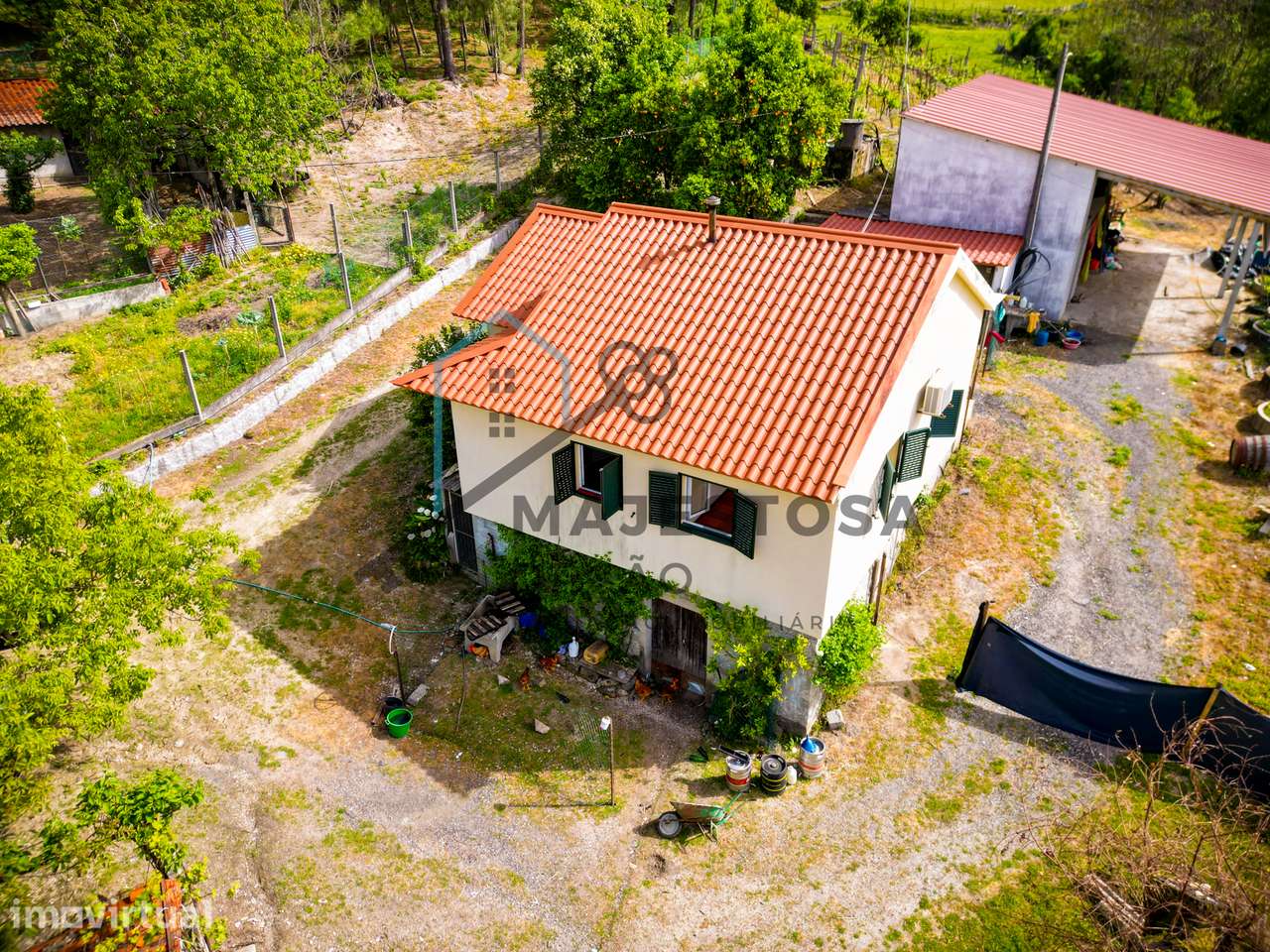 Moradia Isolada com Terreno de 4.329 m² — Arosa e Castelões, Guimarães - Grande imagem: 2/21