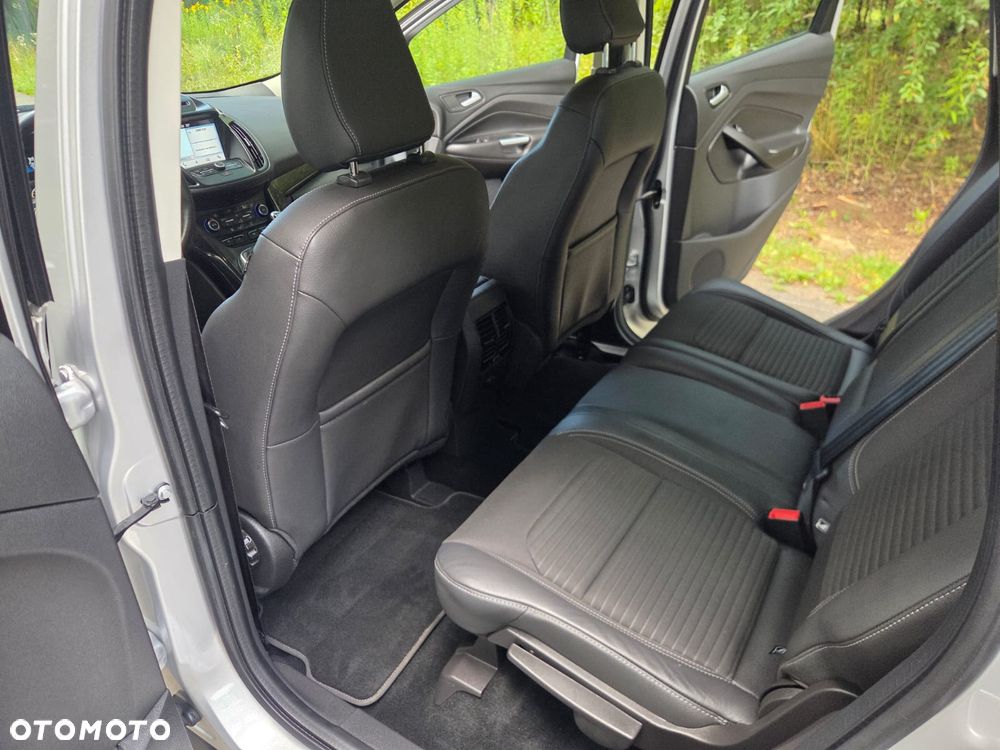 Ford Kuga 1.5 EcoBoost 2x4 Business Edition - 22