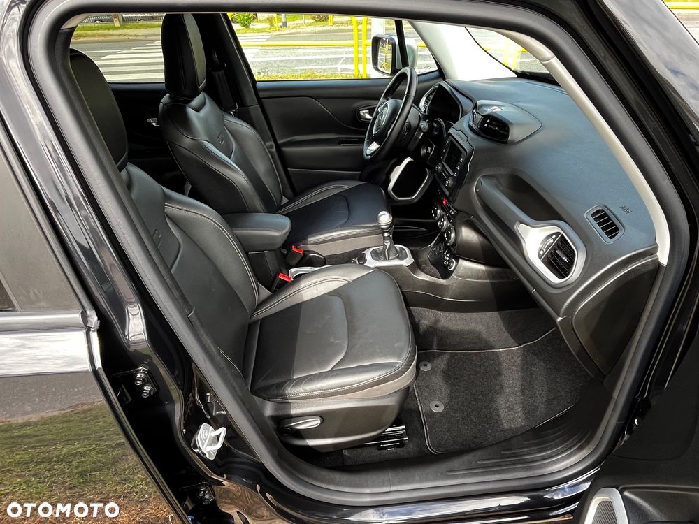 Jeep Renegade 1.4 MultiAir Night Eagle - 20