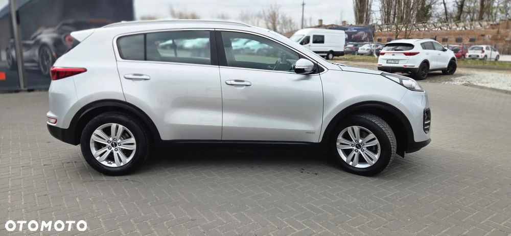 Kia Sportage 1.6 T-GDI AWD VISION - 19