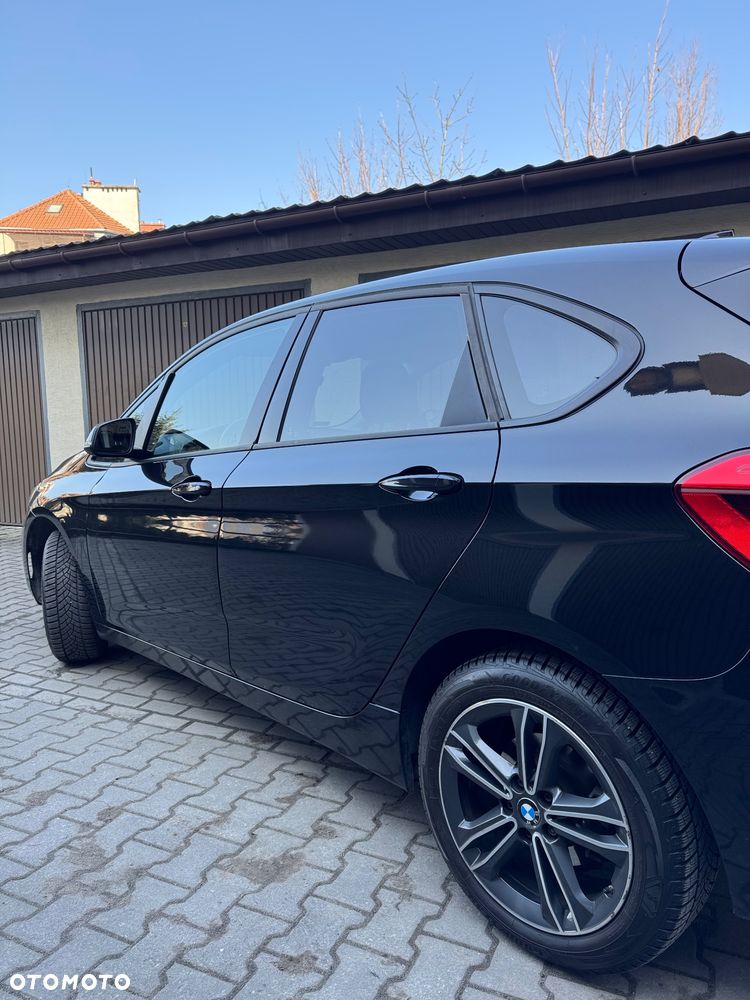 BMW Seria 2 218d Sport Line - 5