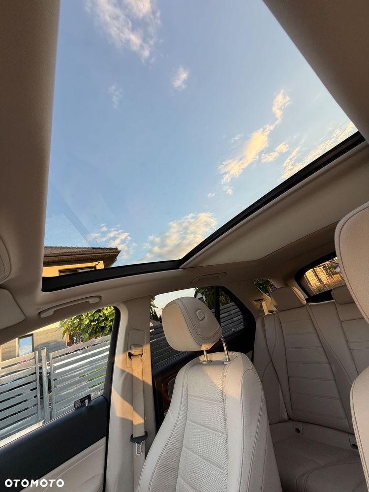 Mercedes-Benz GLE 300 d 4-Matic - 17