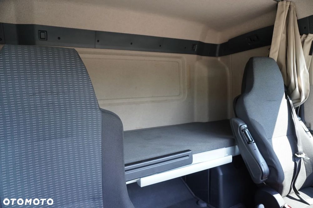 MAN TGL 12.190 / Firanka 19 EPAL / kab. sypialna - 29