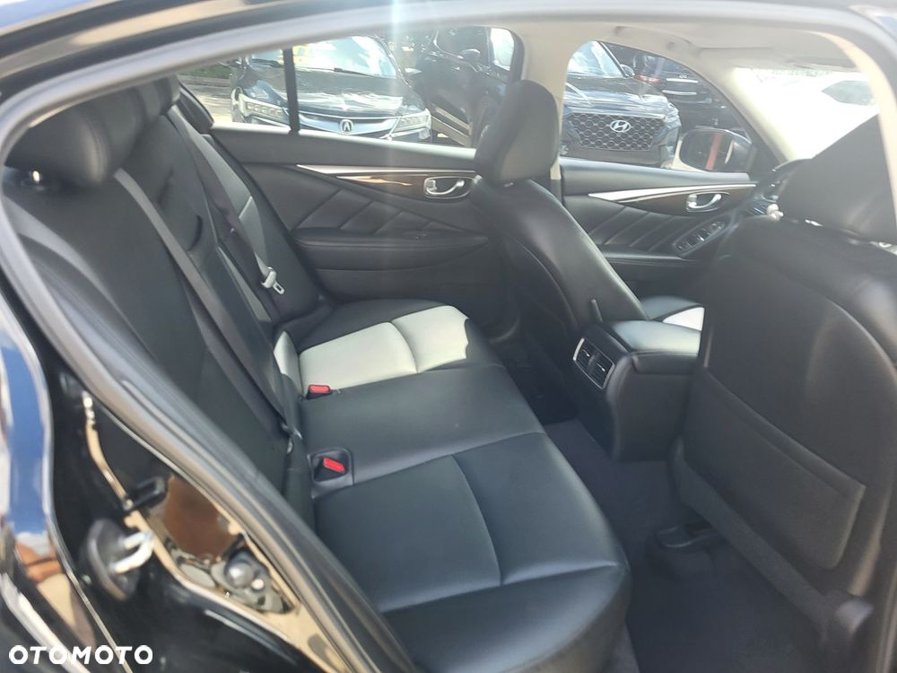 Infiniti Q50 - 6