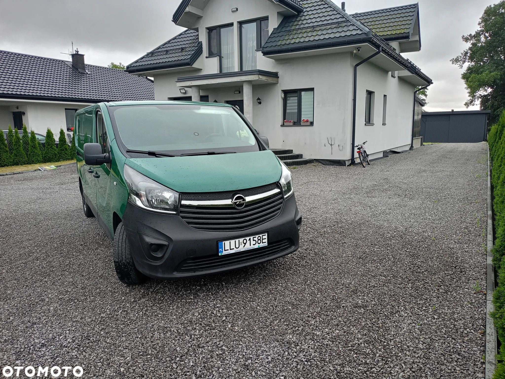 Opel VIVARO - 2