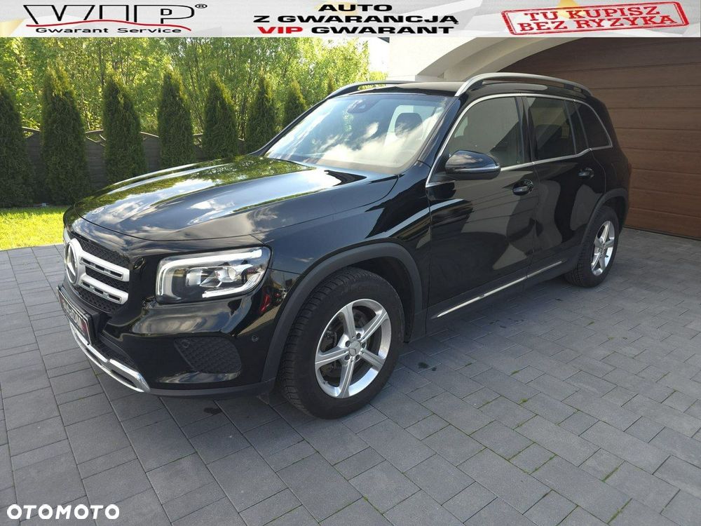 Mercedes-Benz GLB - 1