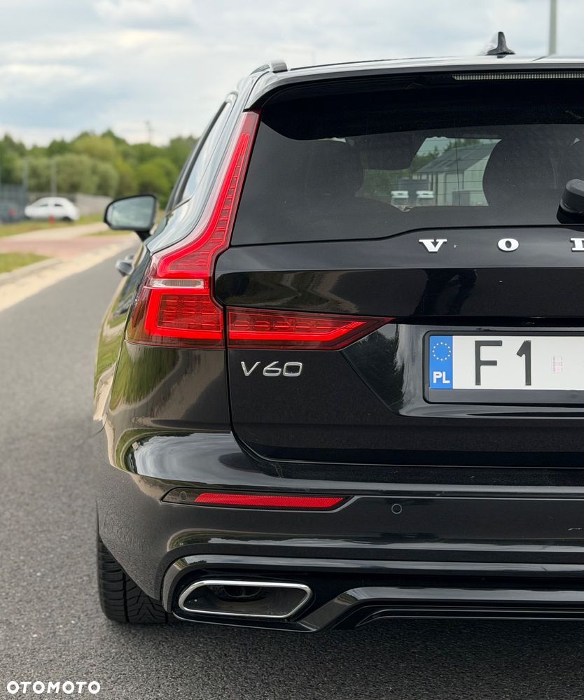 Volvo V60 D4 Geartronic R-Design - 14