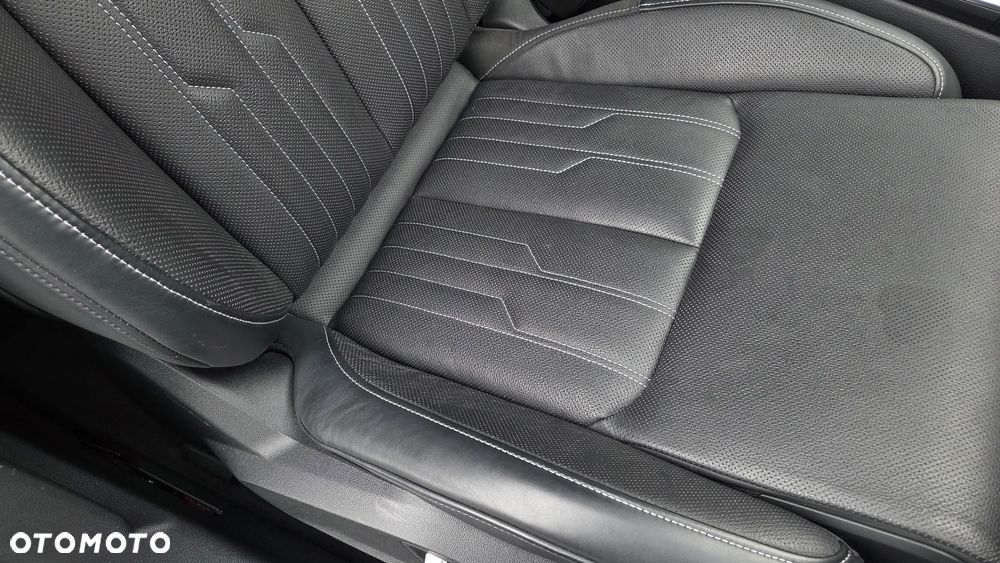 Audi A6 Avant 55 TFSI e quattro S tronic S line - 6