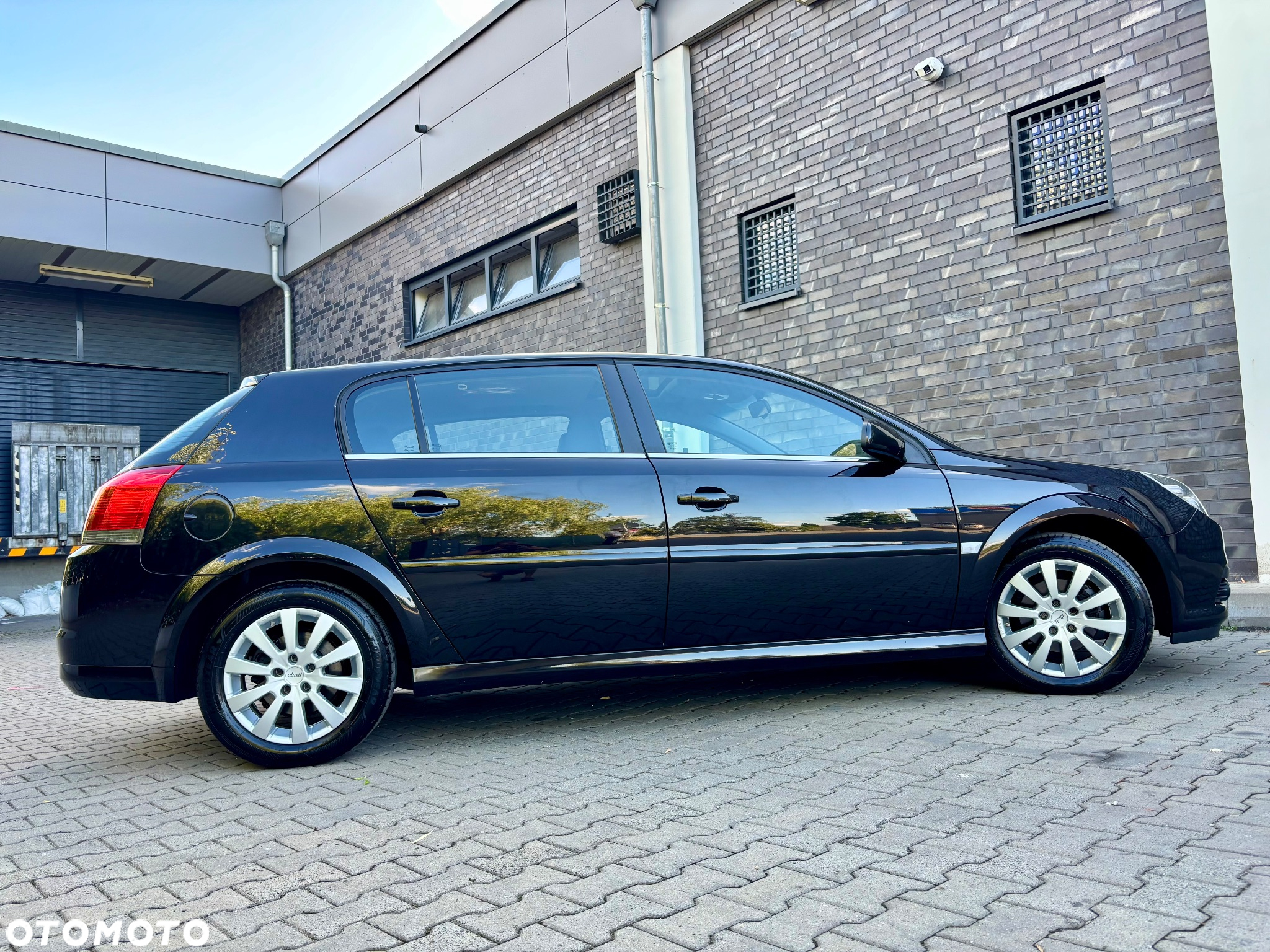Opel Signum 2.2 - 12