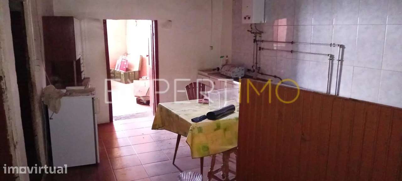 Casa Centenária em Pedra para Renovação - P. Natural de Montesinho - Grande imagem: 3/13