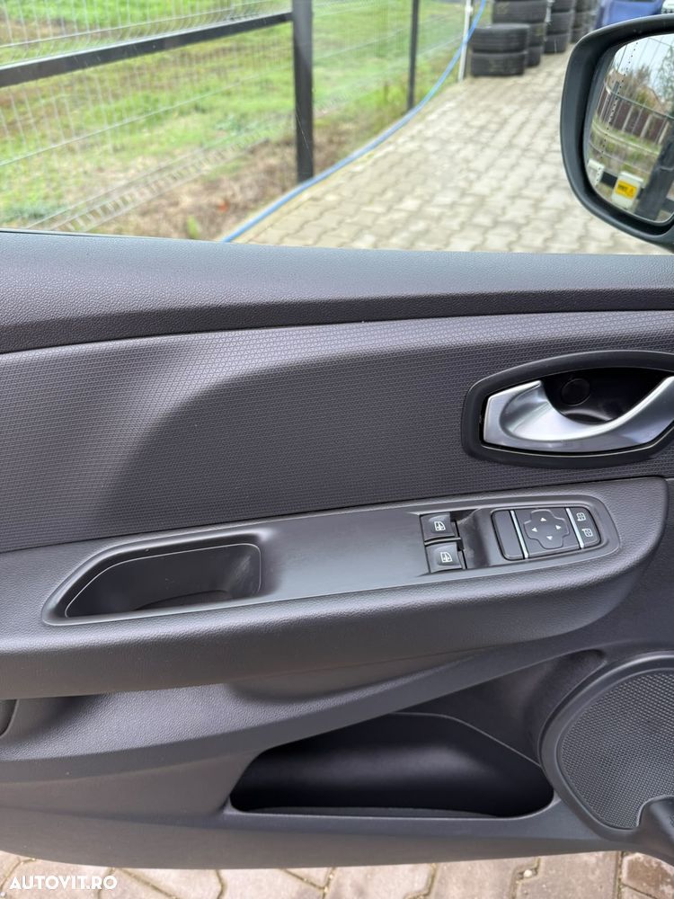 Renault Clio 1.5 dCi Zen - 20