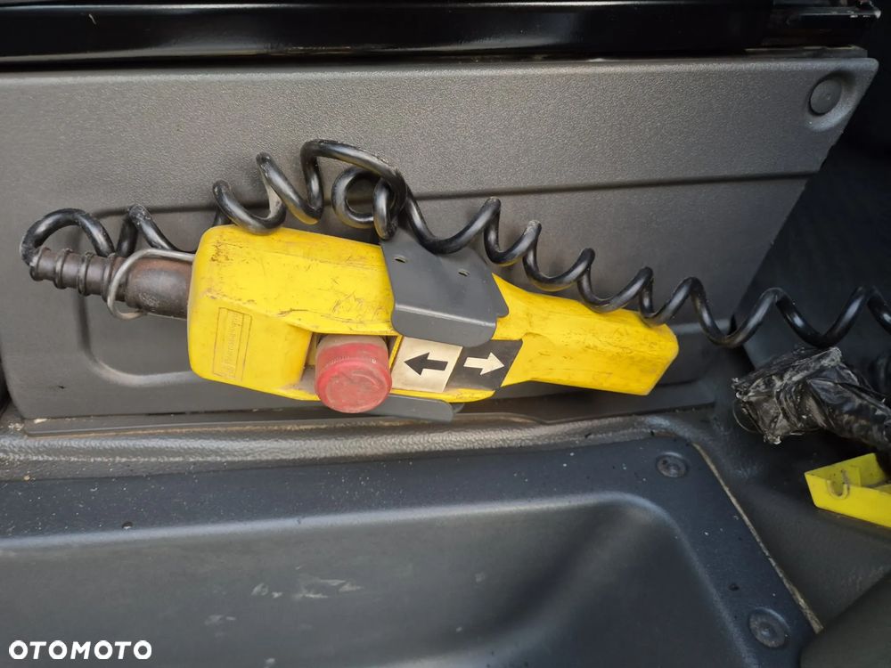 Iveco 50c15 3.0 150KM Brygadówka - 22