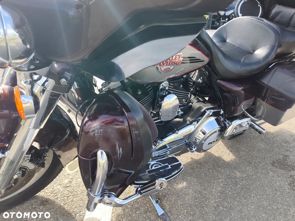Harley-Davidson Touring Electra Glide - 29