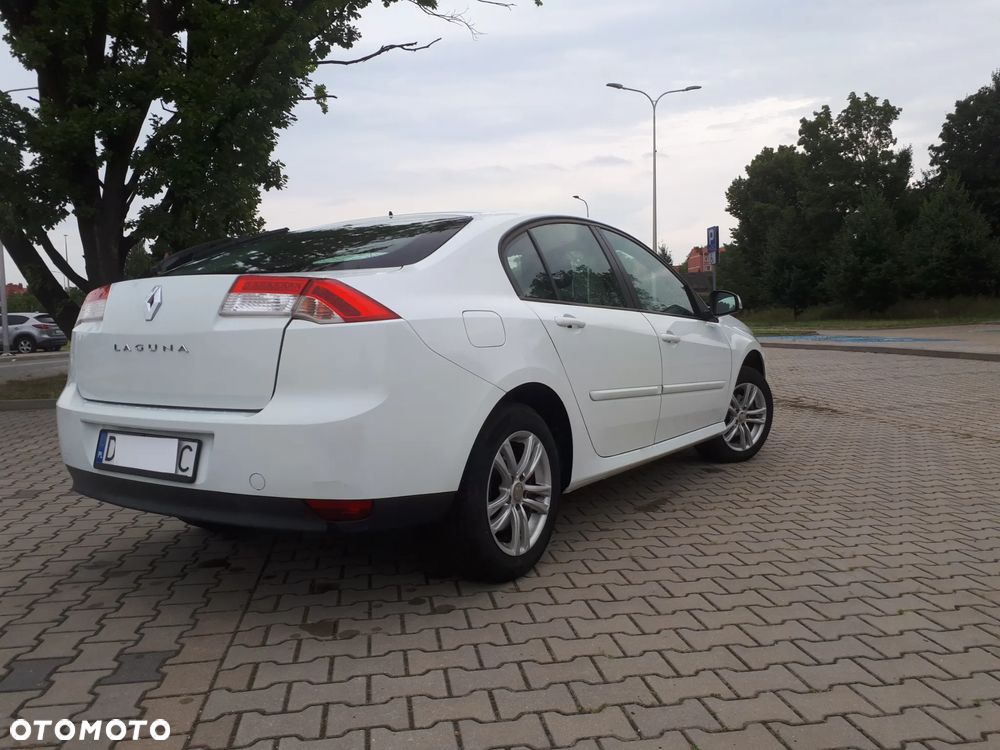 Renault Laguna 1.6 16V 110 Expression - 8