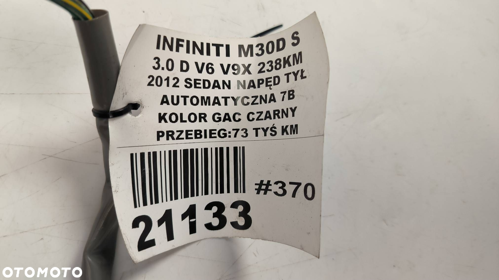 LAMPA PRAWA TYŁ INFINITI M30D - 2