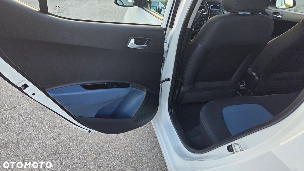 Hyundai i10 1.0 BlueDrive Premium - 27