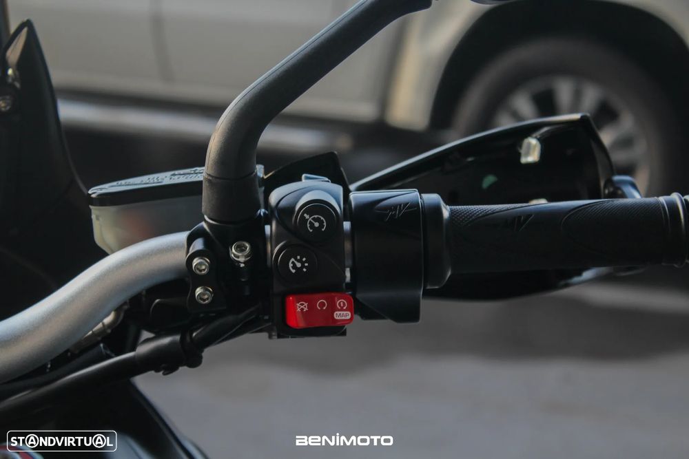 MV Agusta Turismo Veloce Lusso - 13