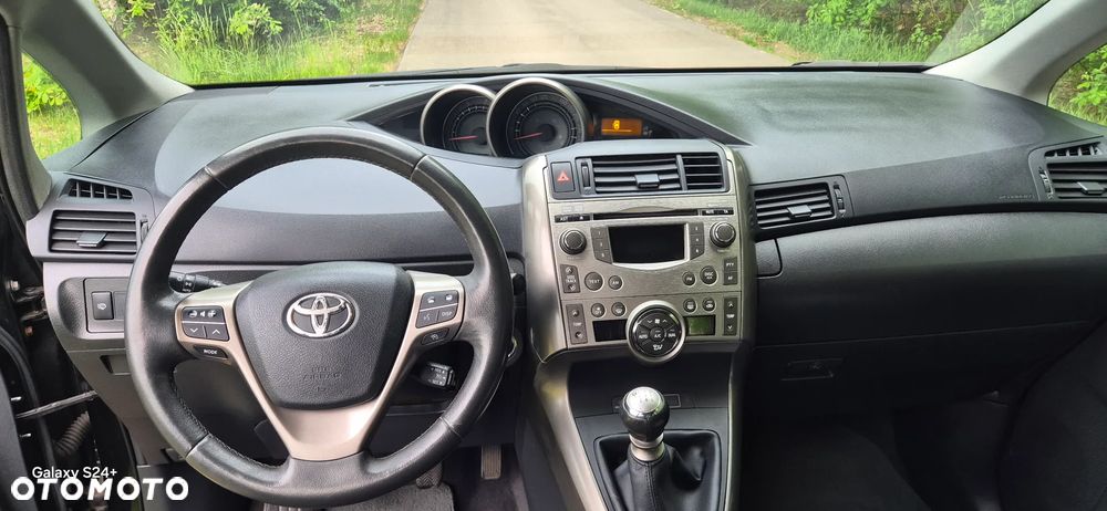 Toyota Verso 1.8 7-Sitzer Life - 14