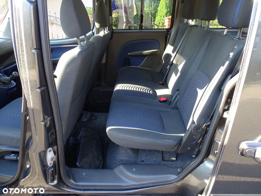 Fiat Doblo 1.4 8V Family - 12