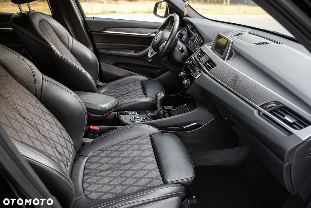 BMW X1 sDrive18d M Sport - 31